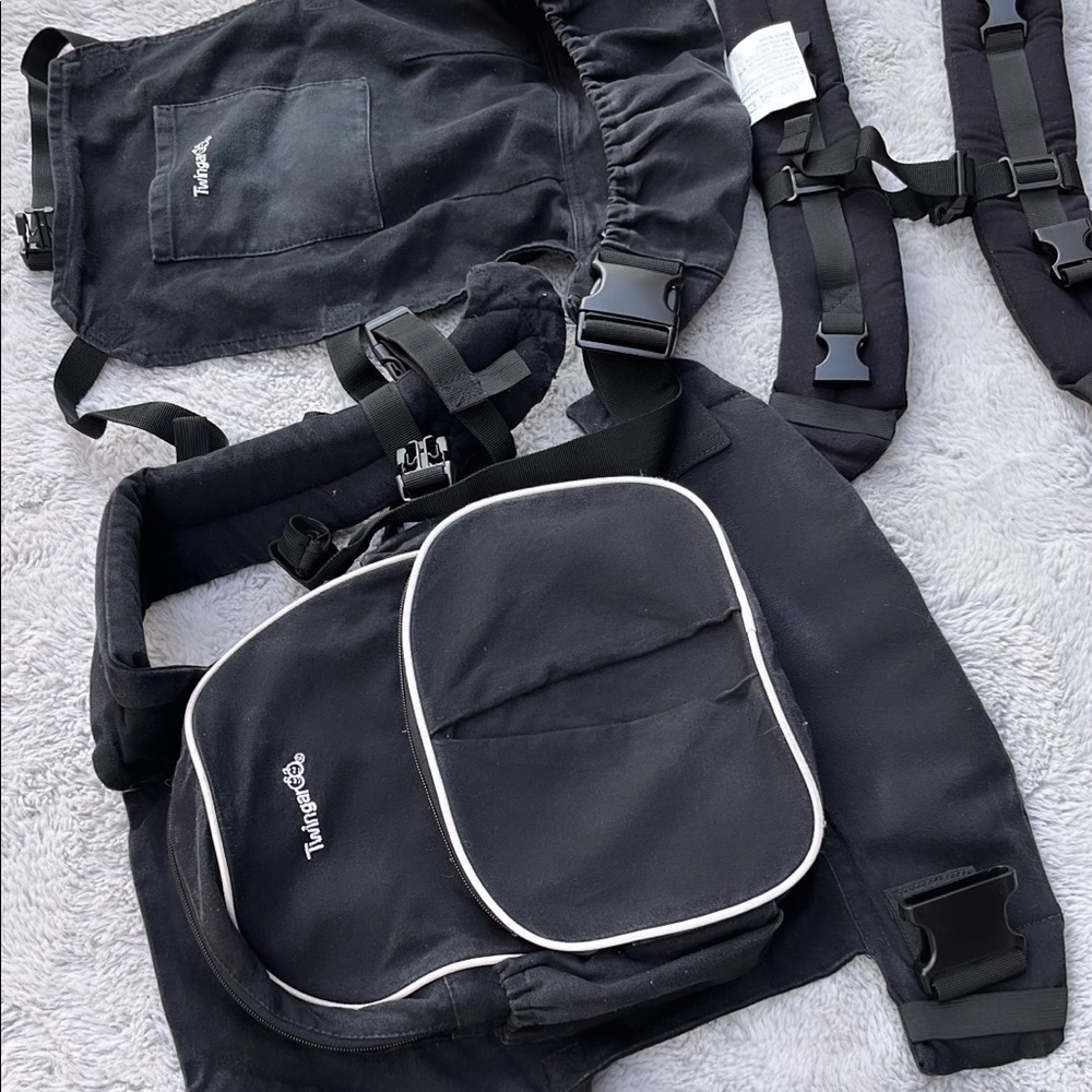 TwingoRoo double carrier - perfect for twins!